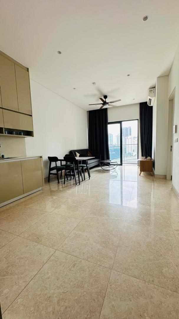 Lucentia Residents At Bbcc Lalaport Bukit Bintang Apartment Kuala Lumpur Exterior photo